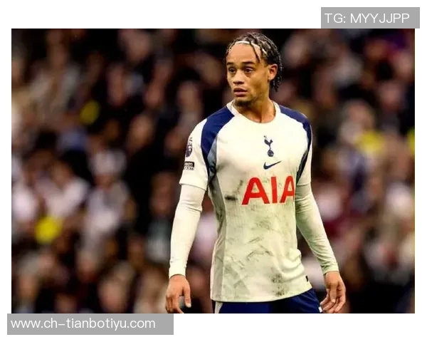 西蒙斯6500万欧元加盟热刺后状态低迷引发球迷和媒体广泛质疑