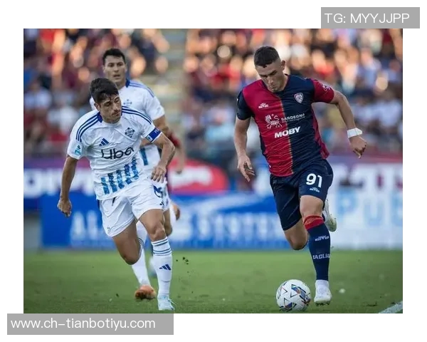 瓦拉内社媒晒与温格亨利合照观战科莫尤文重温足球传奇时刻 瓦拉内社媒晒与温格亨利合照观战科莫尤文重温足球传奇时刻