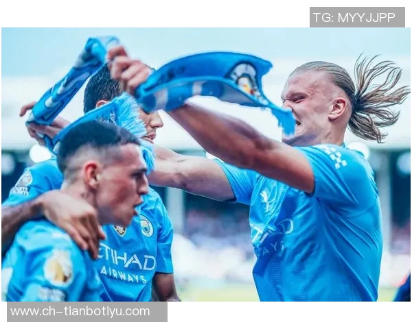 曼联旧将直言球队与曼城实力差距明显应以争四为现实目标